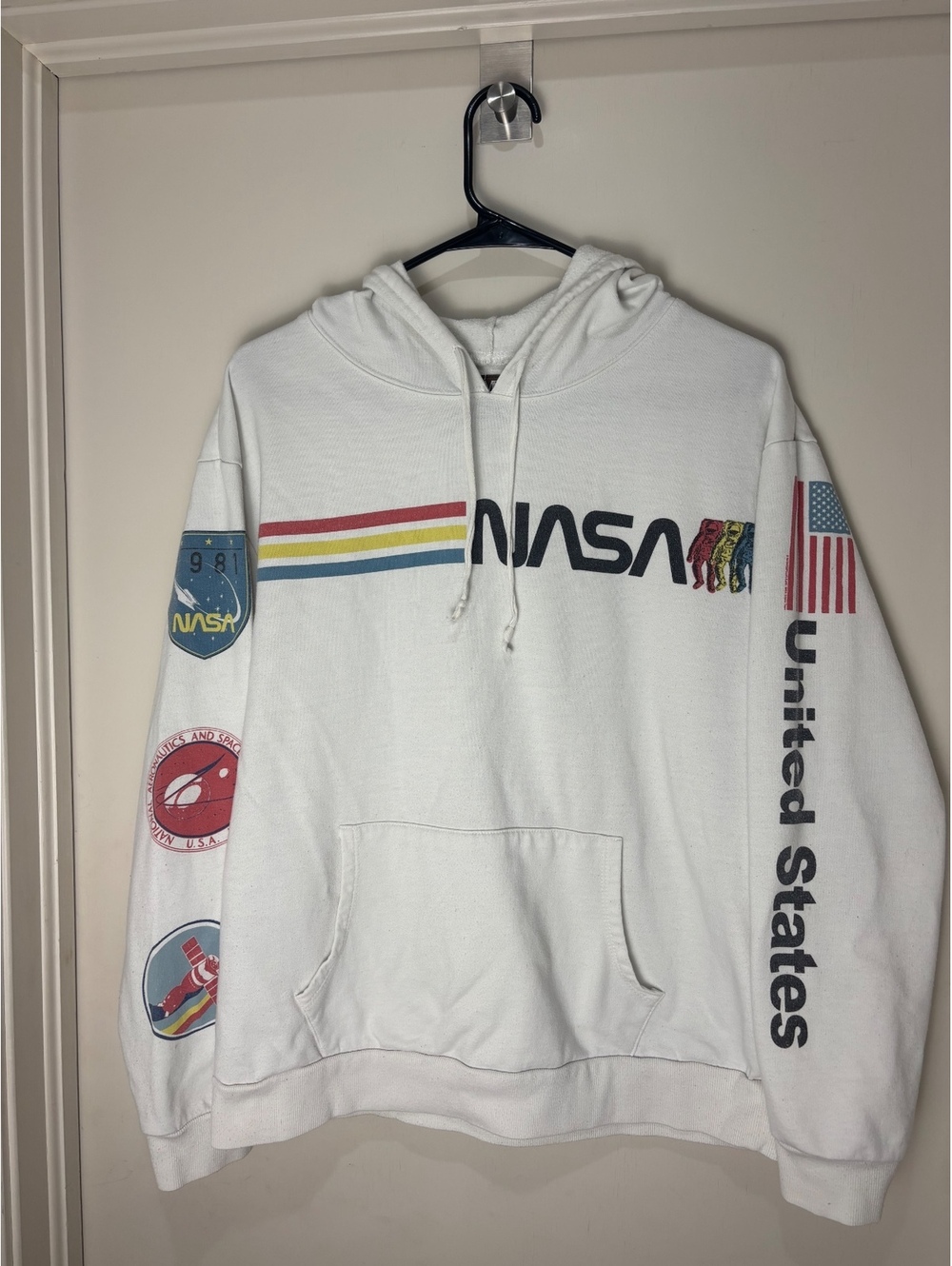 Vintage NASA Hoodie Retro Space Program USA Flag Graphic Sweatshirt Medium